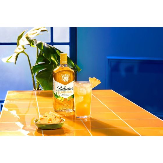 Ballantines-Sunshine-bottle-life.jpg